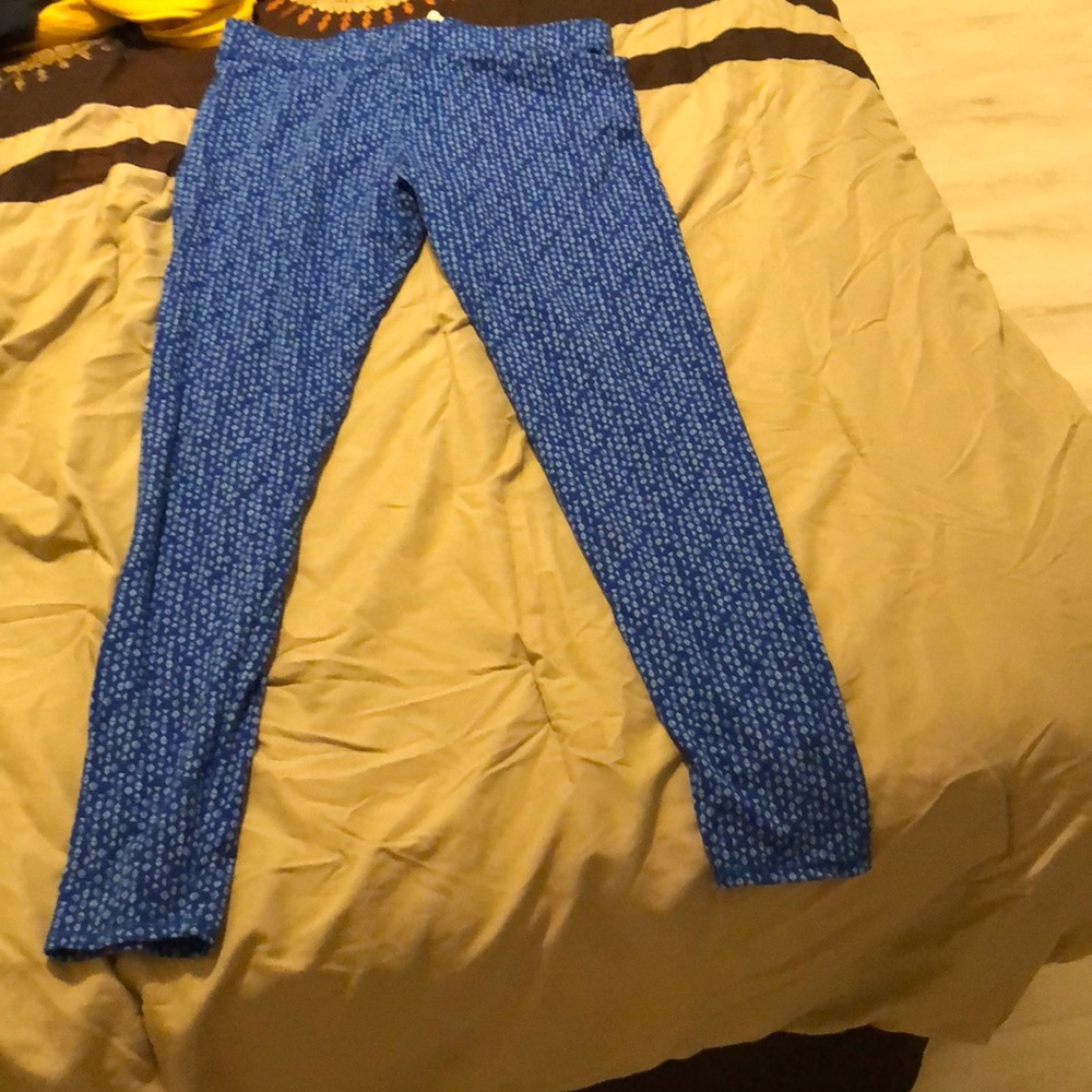 Gilly Hicks leggings